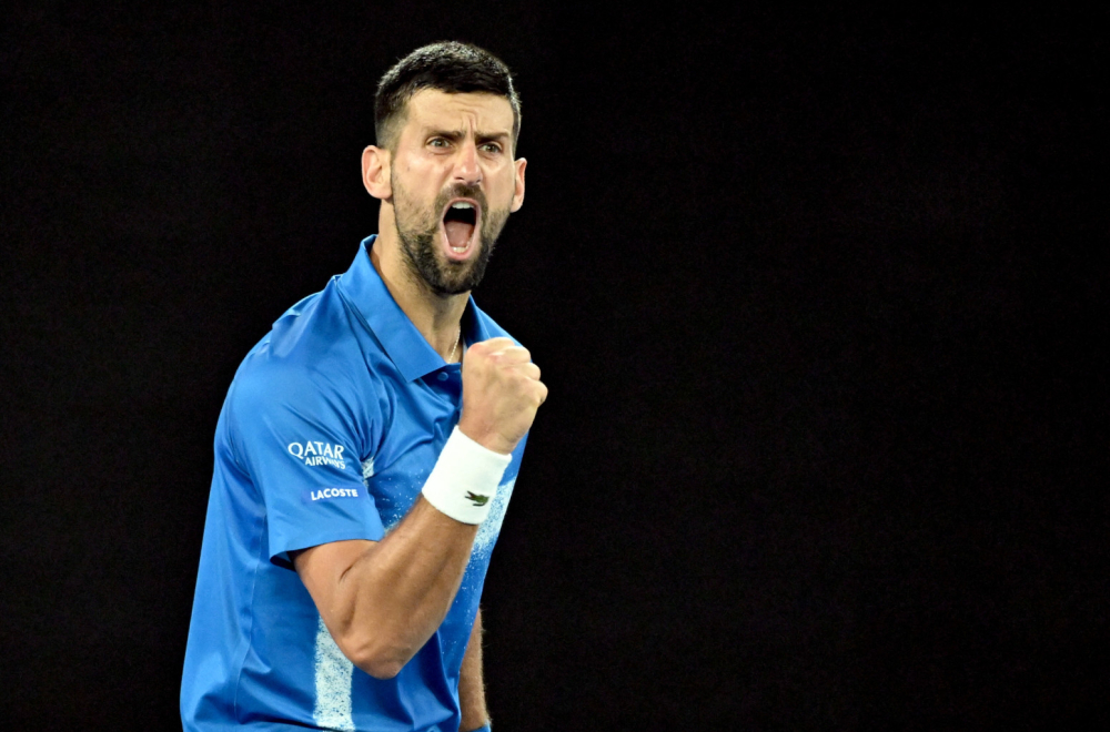 Djokovic reaches round of 16 of the AO