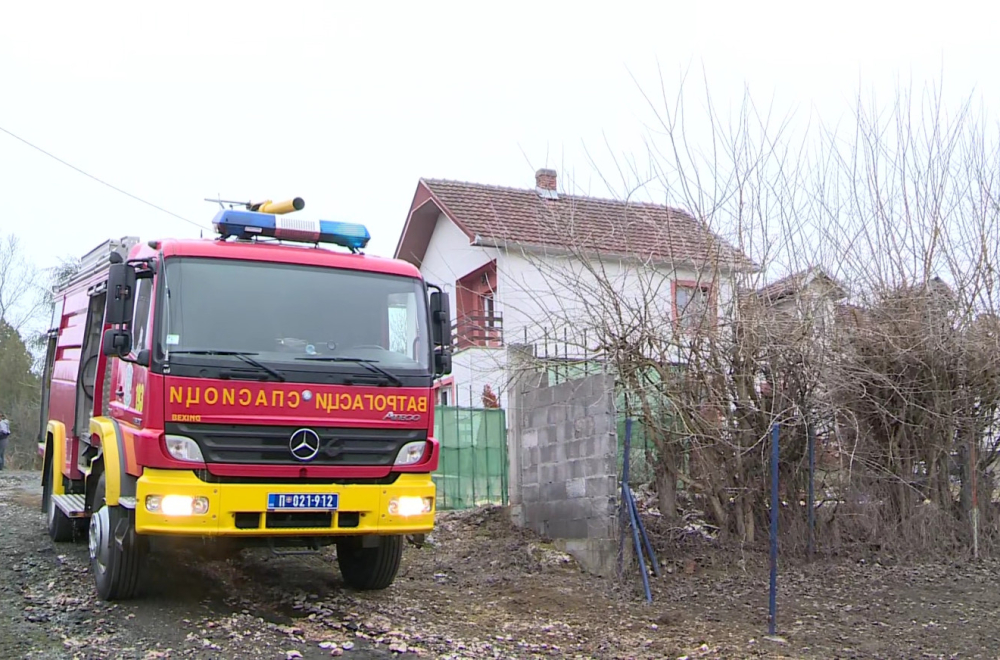 Veliki požar kod Novog Sada: Gore objekti FOTO