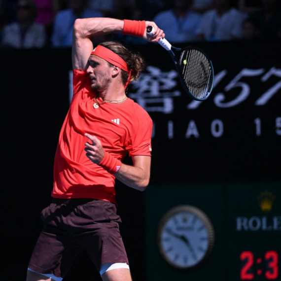 Zverev "ukrao" pobedu i prošao u polufinale!