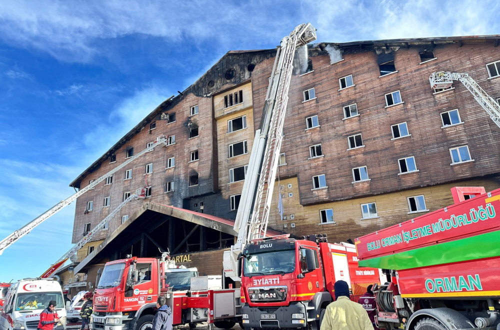 U Turskoj počelo suđenje osumnjičenima za požar u hotelu u Kartaliji