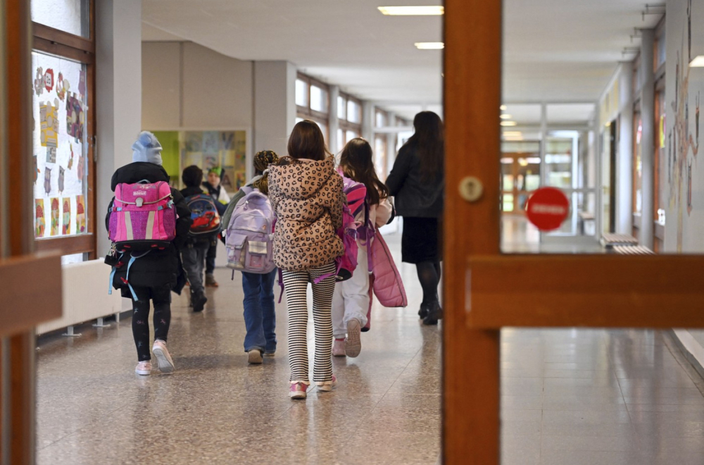 The Ministry of Human and Minority Rights appeals: Do not endanger the rights of children