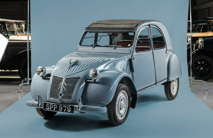 Da li ste znali? Automobil koji se palio na kurblu prodavao se sve do 1997.
