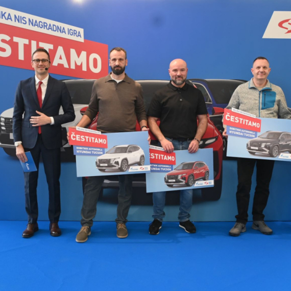 Dodeljene glavne nagrade velike NIS nagradne igre: Tri nova Hyundai Tucsona u rukama srećnih dobitnika