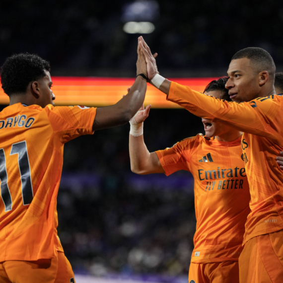 Prvi het-trik Mbapea u Realu – Madriđani na +10 od Barse VIDEO