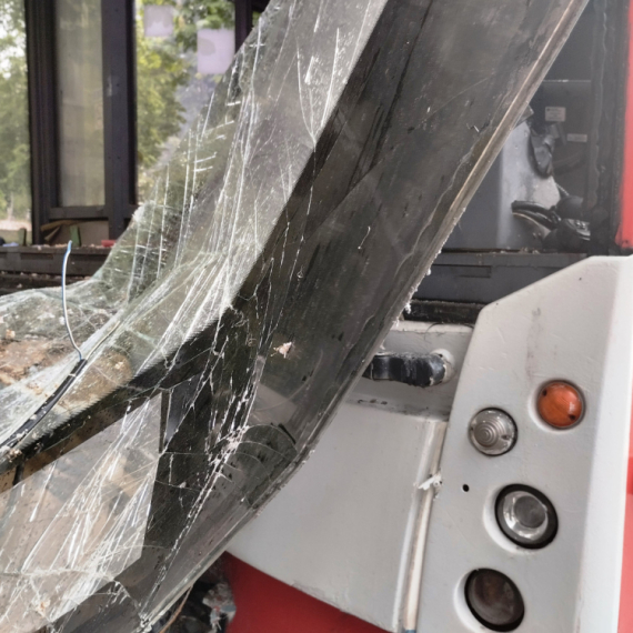 Sudar dva autobusa u Osijeku: Ima povređenih FOTO