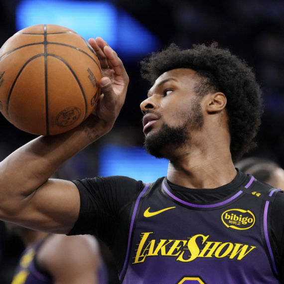 Lebronov sin: "Spreman sam za NBA"; Redik: "Igrao je loše" VIDEO