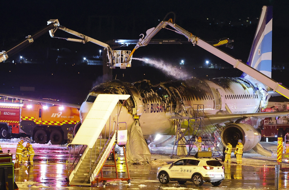 Južna Koreja: Broj povređenih u požaru u avionu porastao na sedam; Sumnja se na terorizam? FOTO