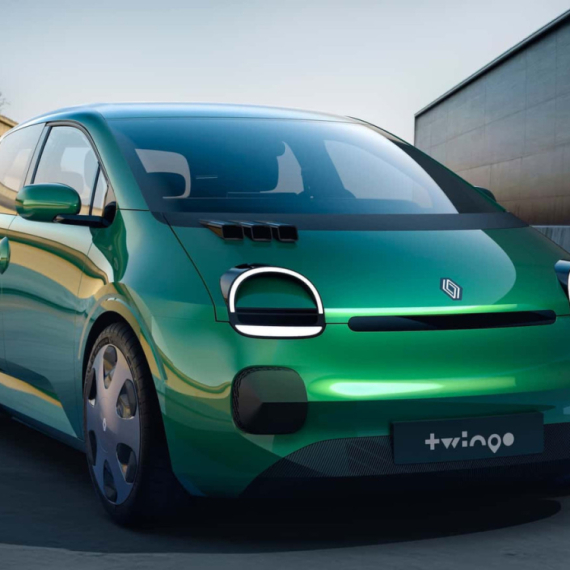 Prve fotografije: Renault Twingo prototip na ulicama! FOTO