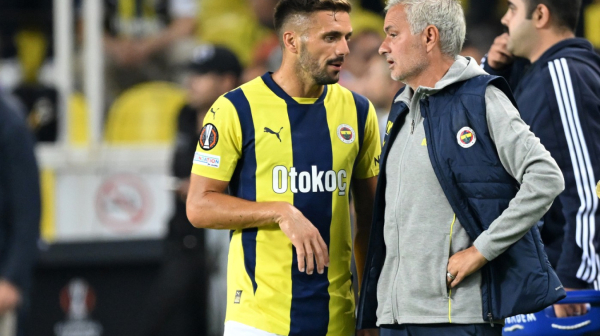 Fener sprema čistku – odlazi i Tadić