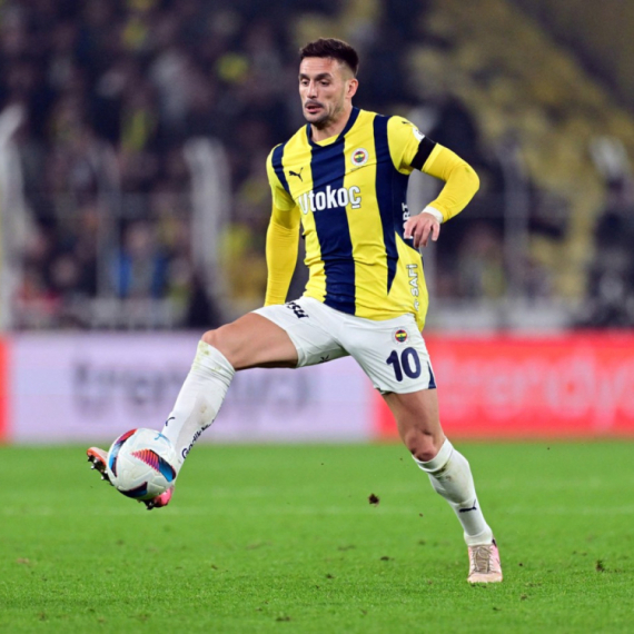 Tadićev Fenerbahče preživeo "na granici" – Porto slavio u Humskoj