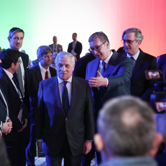 Vučić: Meloni u Beogradu uskoro