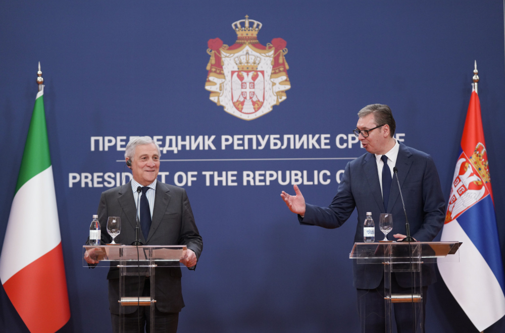 Vučić razgovarao sa Tajanijem; "Nastavićemo da štitimo stabilnost naše zemlje"
