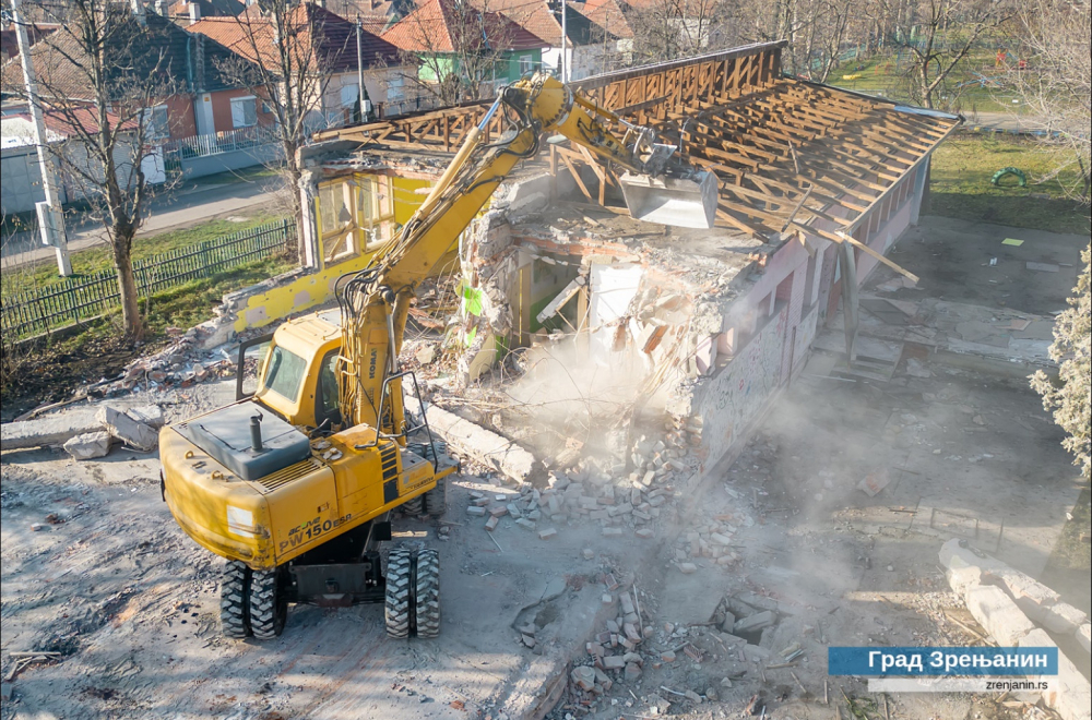 Počelo rušenje vrtića: Na tom mestu se gradi novi, veći objekat FOTO