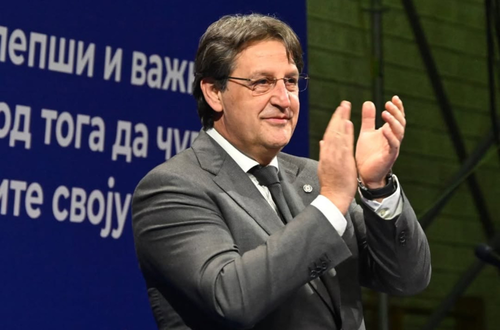 Vučić: Ponudili smo razgovor mladima; Potrebna nam je mladost koja predstavlja budućnost FOTO/VIDEO