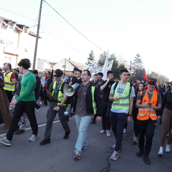 Studenti FON-a ih oduvali: Još jedno ograđivanje od Anketne komisije FOTO