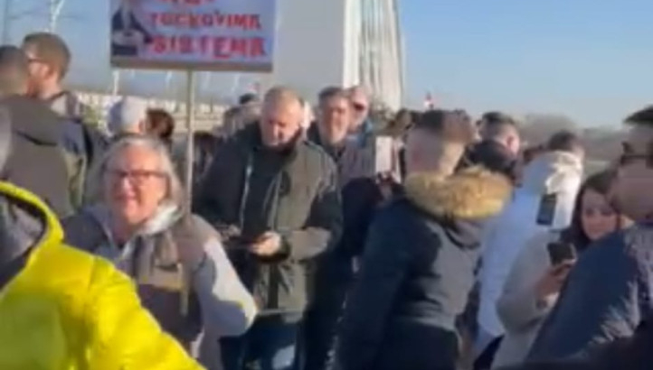 Kao što su Đilas i PROglas najavili: Od sada oni preuzimaju FOTO/VIDEO