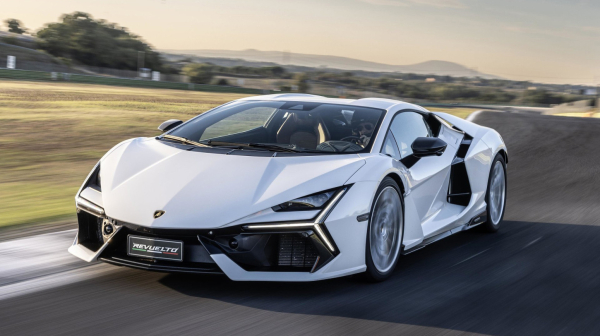 Lamborghini prodao manje automobila, a zaradio više nego ikad pre