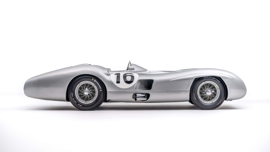Legendarni Mercedesov automobil prodat za 50 miliona evra FOTO