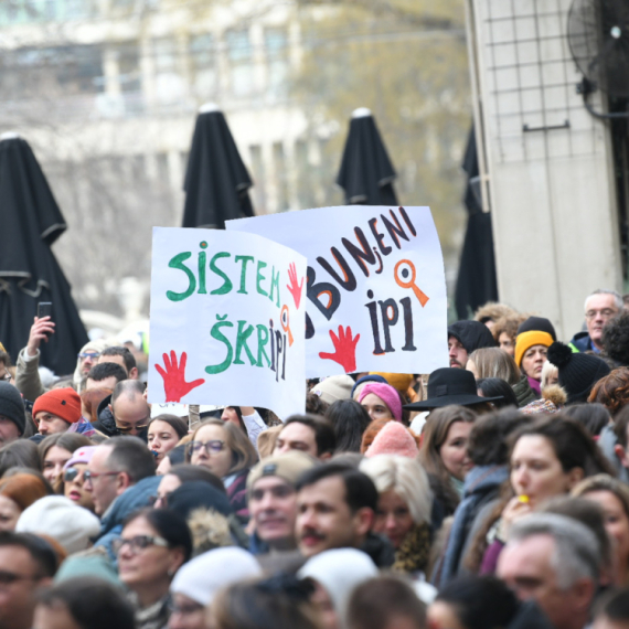 Ponovo izazvali incidente; Nasilje u Zemunu – blokaderi pravili haos