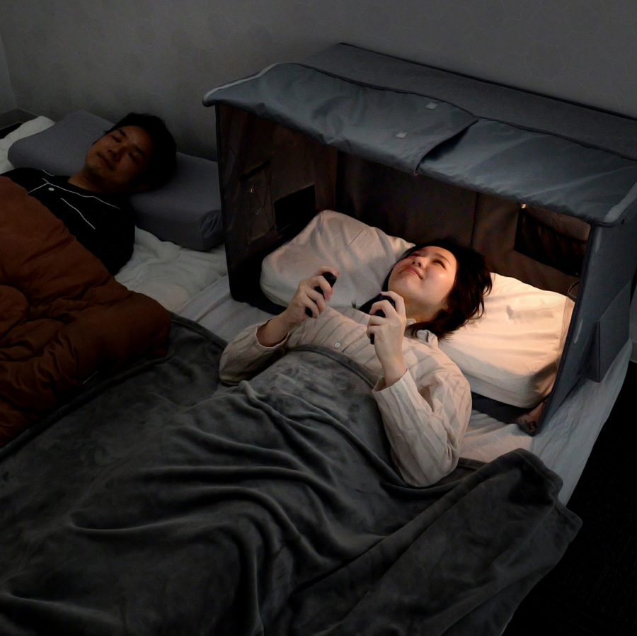 Sleep Shelter gejmerima pomaže da se igraju u krevetu dok drugi spavaju FOTO