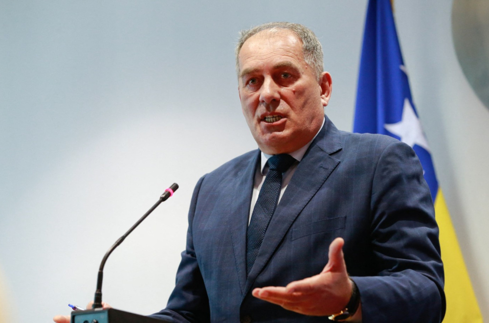 Napadnut Dragan Mektić: "Automobil me je zaslepeo, nosili su fantomke"