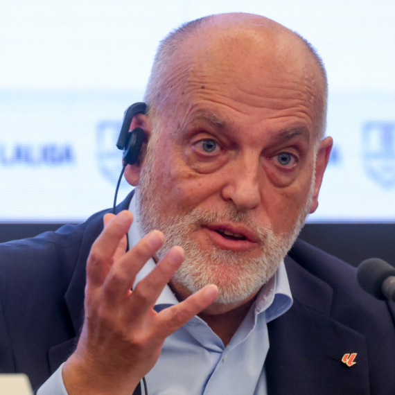 "Realu treba dodatni odmor? Zarade 140 miliona i traže odmor?"