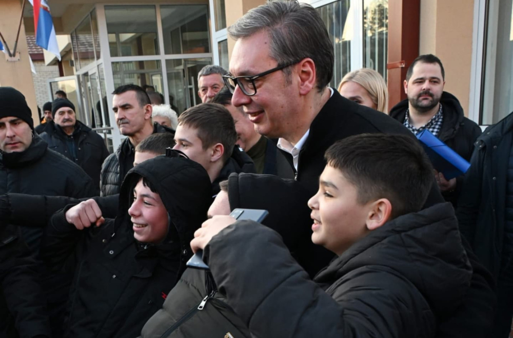 Vučić u Molu: Hvala ljudima što su došli i što su me saslušali; Važno da dovedemo većeg investitora