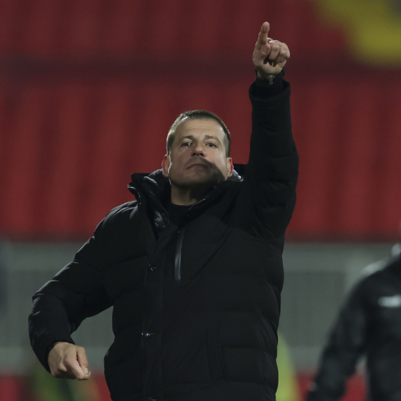 Suspendovan Nenad Lalatović!