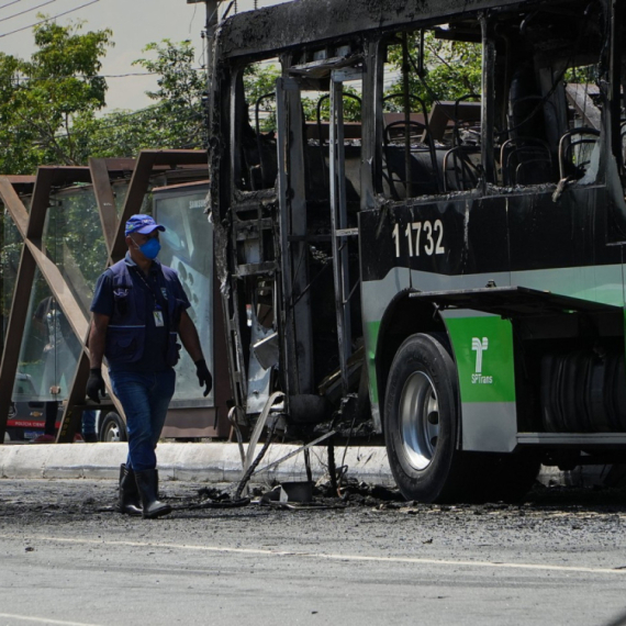 Izgoreo autobus, poginula najmanje 41 osoba