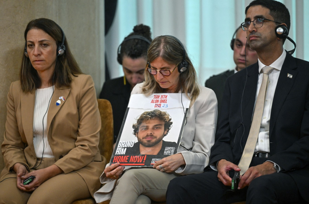 Alon Ohel sent his family a message from captivity for the first time