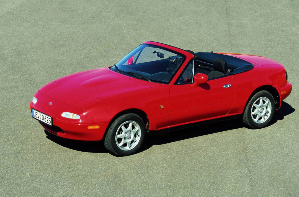 Na današnji dan: Debitovala Mazda MX-5 Miata FOTO