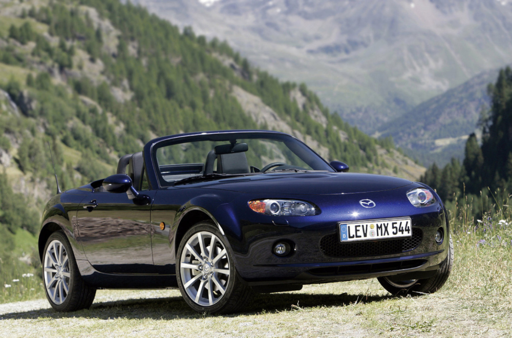 Na današnji dan: Debitovala Mazda MX-5 Miata FOTO