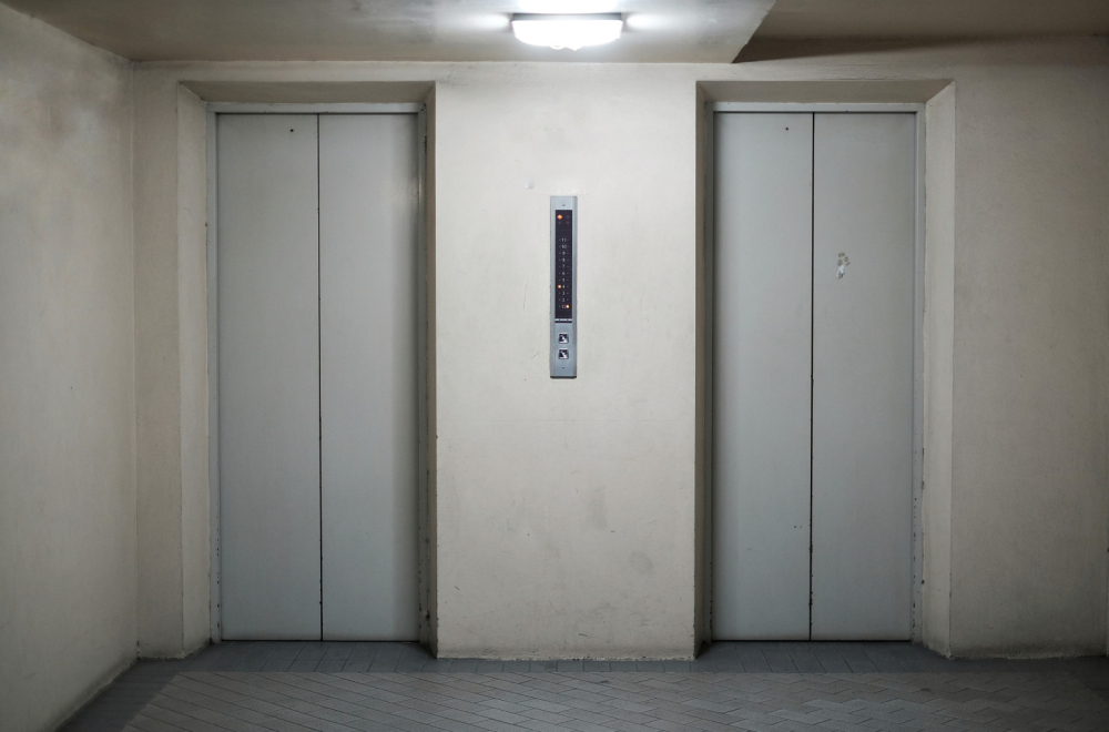 Tada lift postaje zamka: Oglasilo se "Gradsko stambeno" povodom nedavnog požara