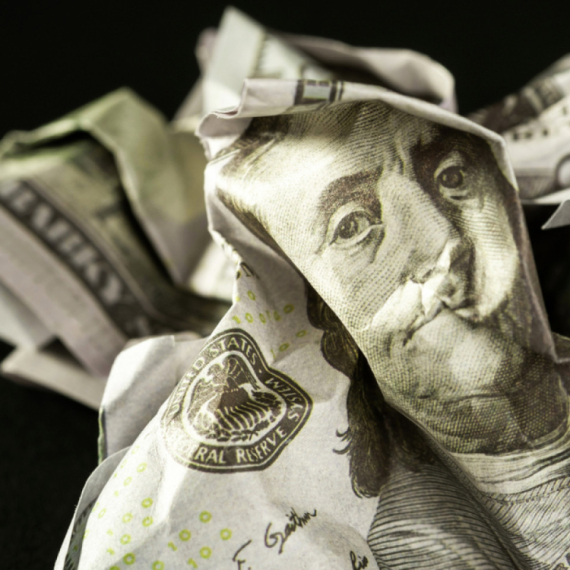 Dolar žestoko pao: Neviđeno 22 godine