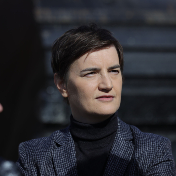 Brnabić: "Napad na porodicu i dom Miloša Vučevića – fašističke metode zgubidana"