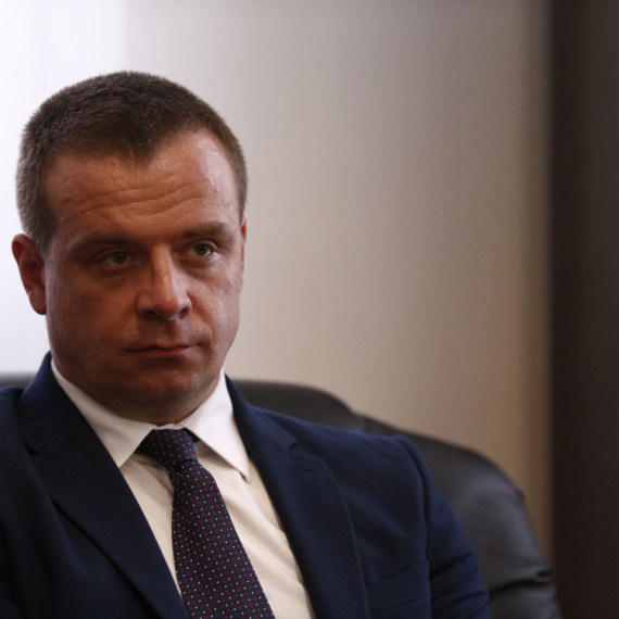 Advokat Stojković o prodaji SBB-a: Velika je sramota to što ste učinili i velika izdaja