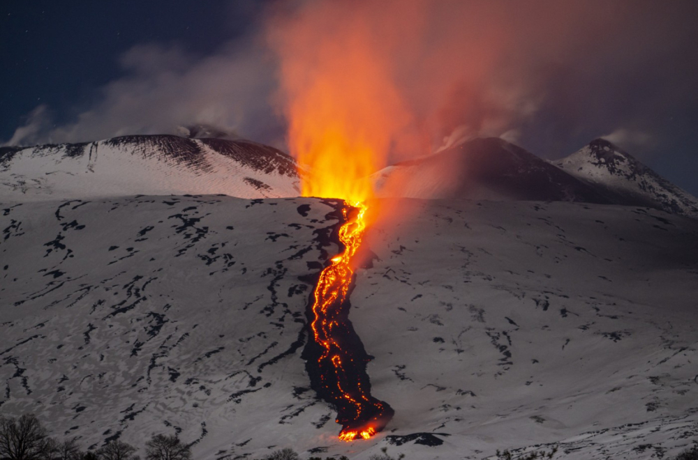 Vulkan ponovo eruptirao: Stanovništvo u strahu VIDEO