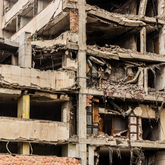 Srbija dobija muzej bombardovanja: Kako je izgledalo 78 dana u očima najmlađih?  VIDEO