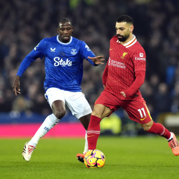 Sto minuta ludila na oproštaju od "Gudisona": Everton usporio Liverpul u šampionskoj trci