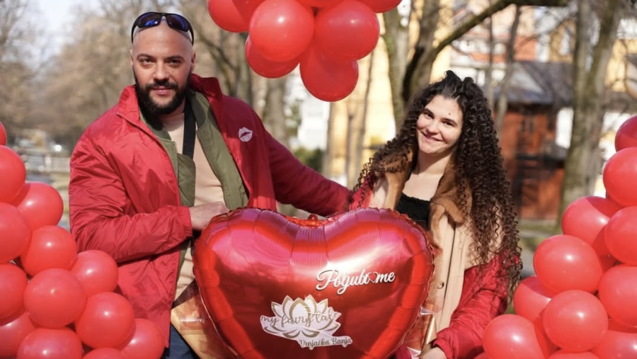Andrea i Miloš se ljubili 36 minuta bez prestanka: Oni su pobednici takmičenja u Vrnjačkoj Banji FOTO