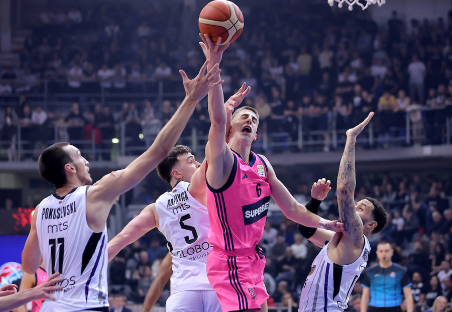 Partizan razbio Megu i zakazao derbi u finalu – protiv Zvezde za trofej