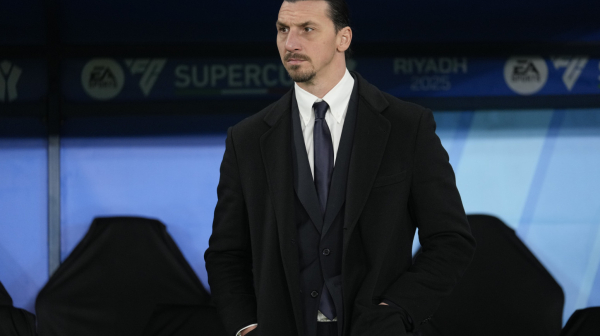 Ibrahimović opet zavodi red u Milanu – na udaru je "njegov" trener