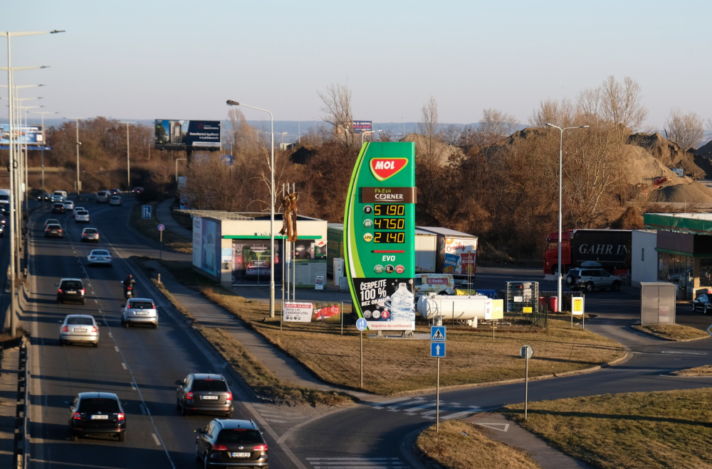 Ozbiljni problemi u komšiluku: Zbog nestašice goriva uvedene hitne mere