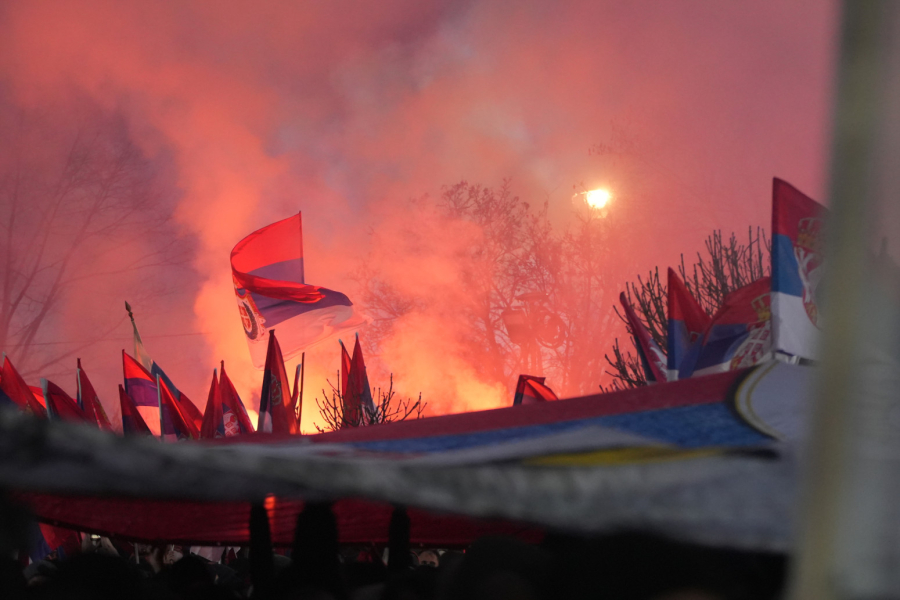 Spektakularna atmosfera u Sremskoj Mitrovici; Građani ujedinjeni, vijore se srpske trobojke FOTO