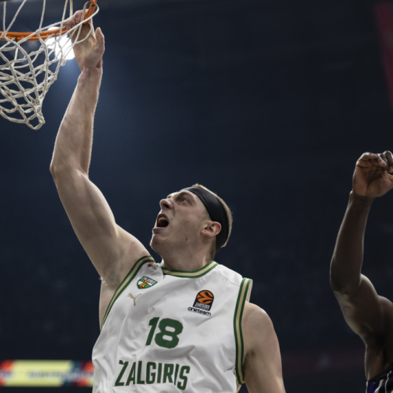 Monstruozno zakucavanje Smailagića – u NBA stilu VIDEO