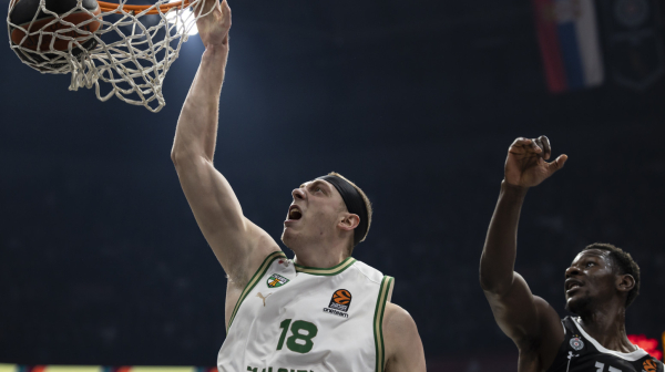 Monstruozno zakucavanje Smailagića – u NBA stilu VIDEO