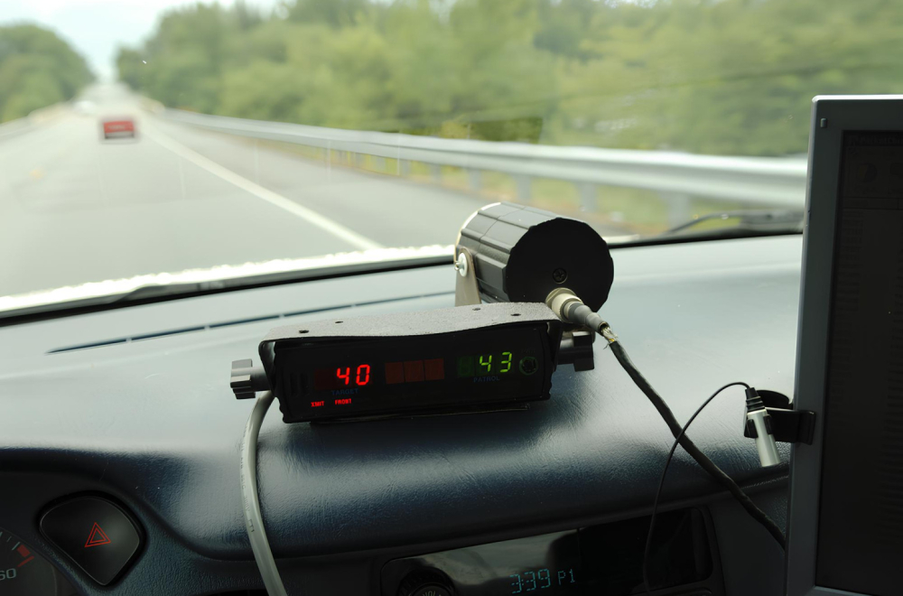 Horor na autoputu: 243 km/h usred noći, policija ga jedva zaustavila VIDEO
