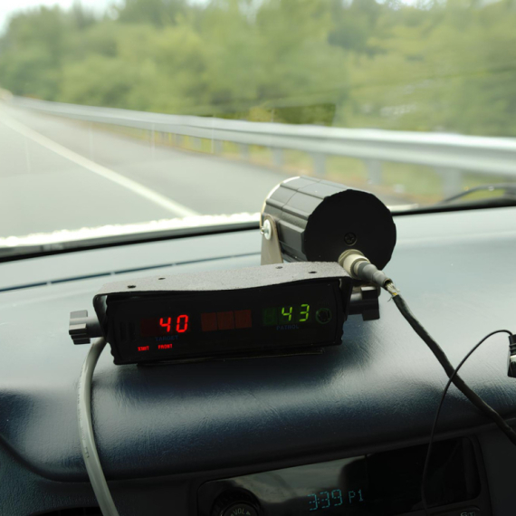 Horor na autoputu: 243 km/h usred noći, policija ga jedva zaustavila VIDEO