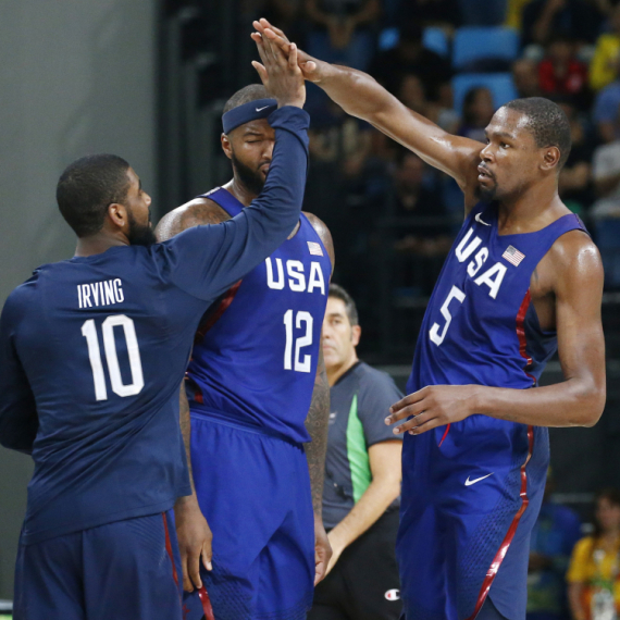 I to može da se desi – NBA superstar "ispalio" Amerikance zbog druge reprezentacije!