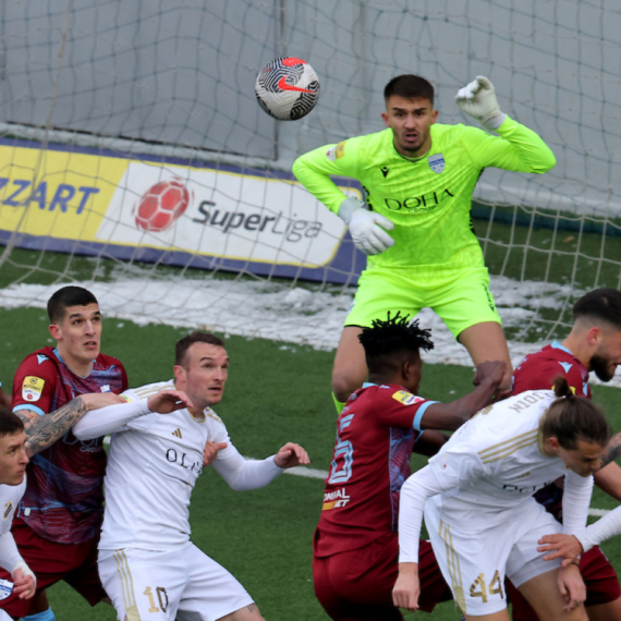 Čukaričkom malo vođstvo i penal – Novi Pazar odneo bod u 89'